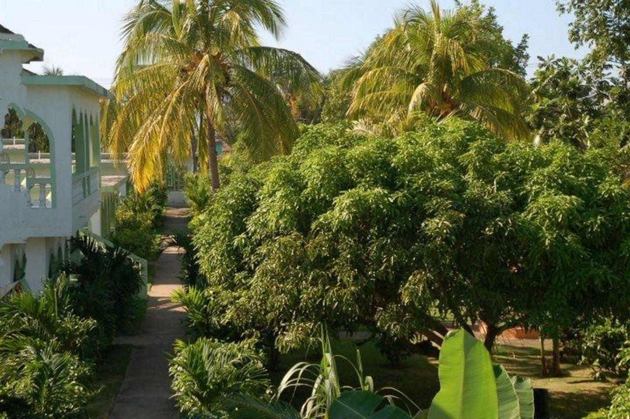 Hidden Paradise Resort Hotel Негрил Экстерьер фото